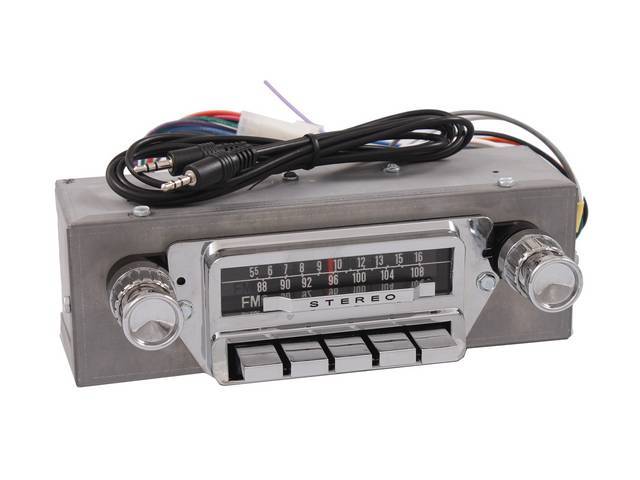 AM/FM Radio.Looks like the original AM/FM Radio