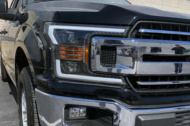 2018-2020 Ford F150 AlphaRex Pro Series Jet Black Projector Headlights (For Halogen Only) | 880188