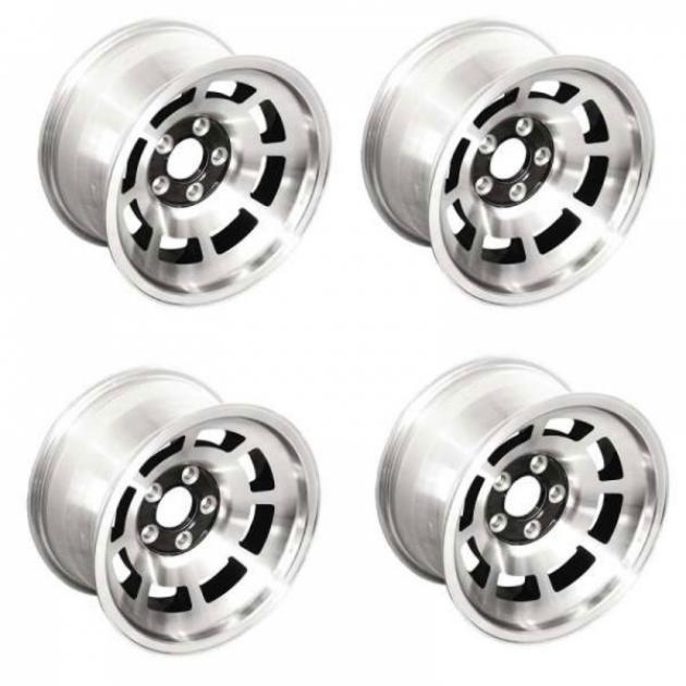Corvette-Style Aluminum Wheel Set With Black Center, 1967-1992