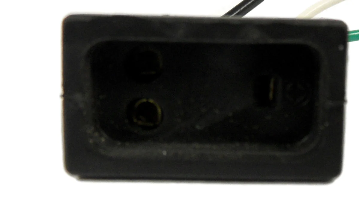 DSM&T SS2RSP-103B-2 Spa Receptacle Plug 6″ Female Mini Light Cord SS2RSP103B2